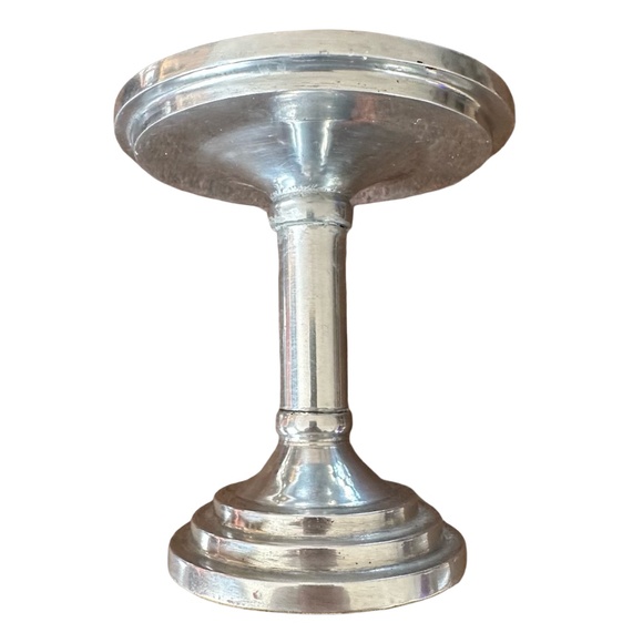 Silver-tone Aluminum Pilar Candle Holder Stand 6” (2 pcs) - Picture 6 of 9
